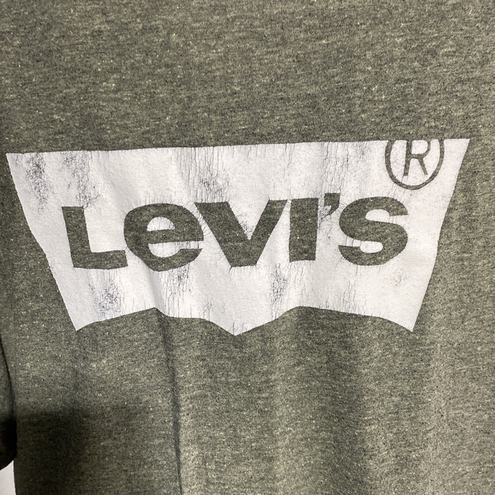 Levi’s mens t-shirt - Picture 2 of 5